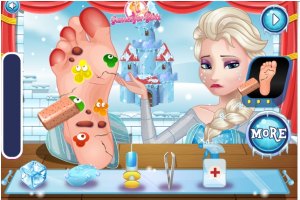 艾莎看脚伤小游戏