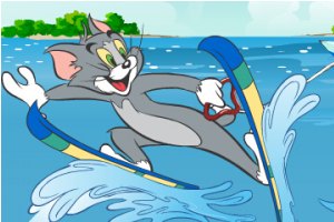 汤姆猫滑板绝技小游戏