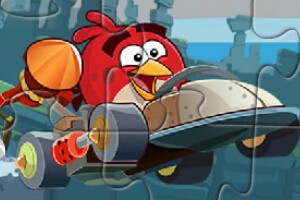 愤怒小鸟飞车拼图小游戏