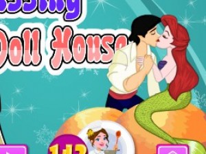 公主在娃娃屋接吻小游戏